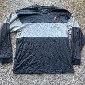 Peloton Gray and Black Long Sleeve Shirt - large
